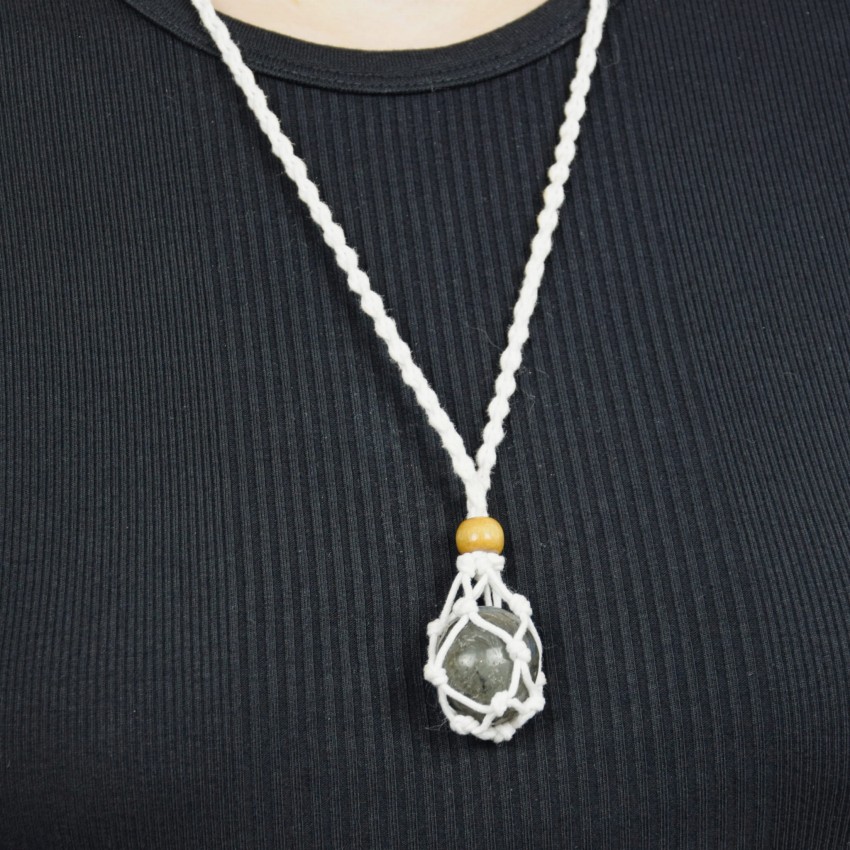 Kamień Labradoryt na białym sznurku__.jpg