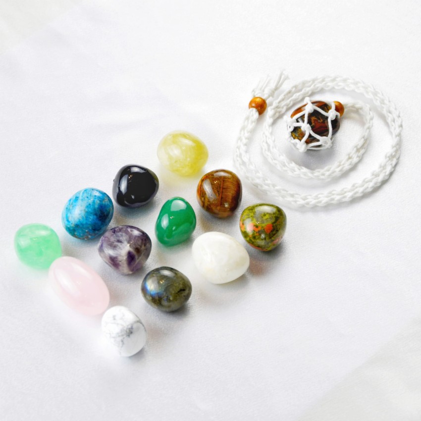 Kamień Tygrysie Oko na białym sznurku.jpg