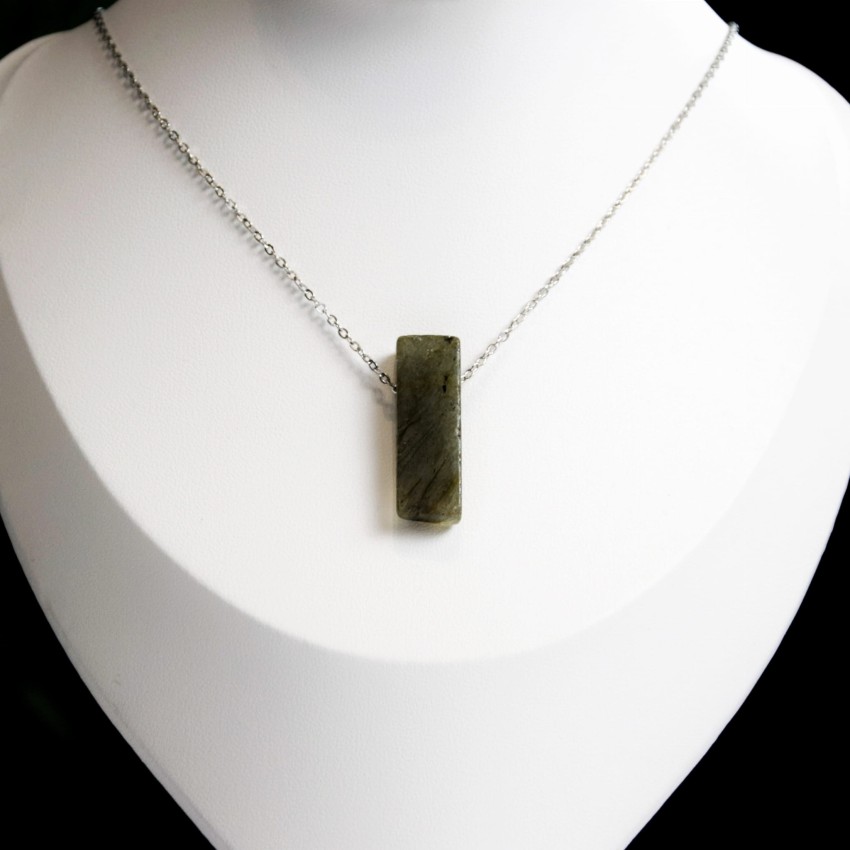 Naturalny kamień Labradoryt na łańcuszku