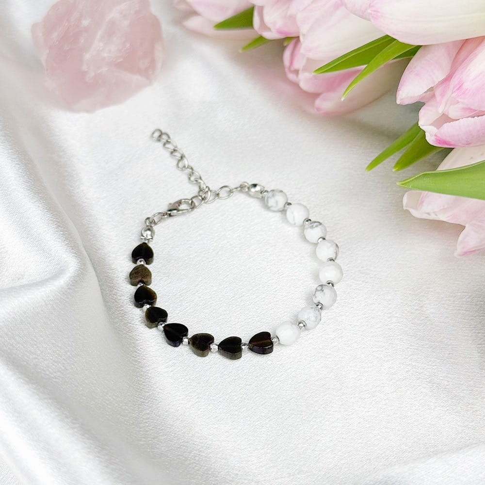 Howlit Obsydian bransoletka na łańcuszku.jpg