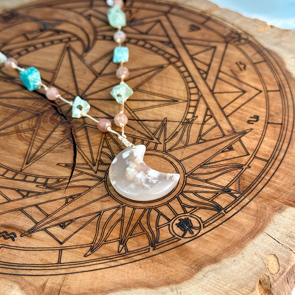 Pleciony naszyjnik Wiśniowy Agat Kamień Słoneczny Prehnit Amazonit.png