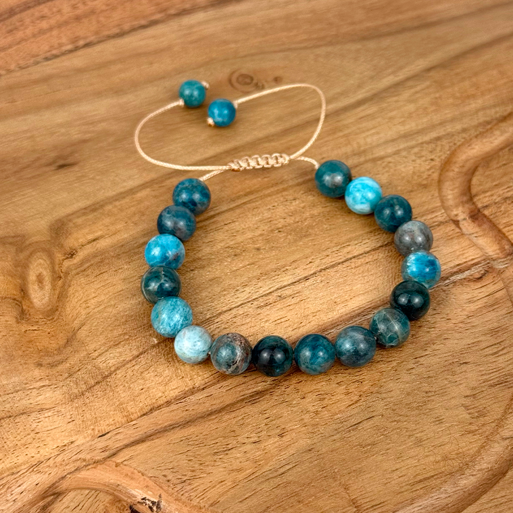 Bransoletka APATYT 8 mm na sznurku