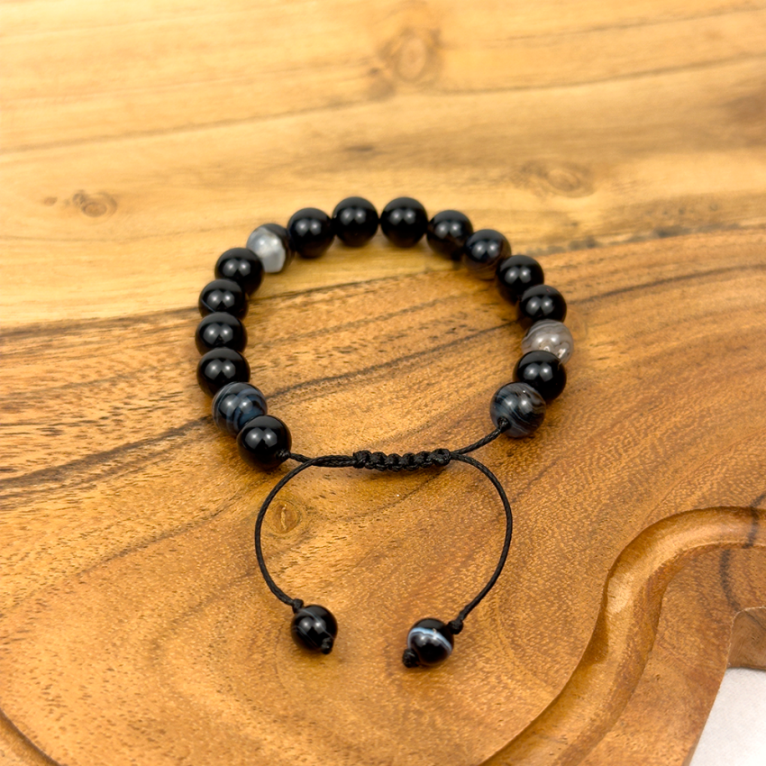 Bransoletka AGAT 8 mm na sznurku