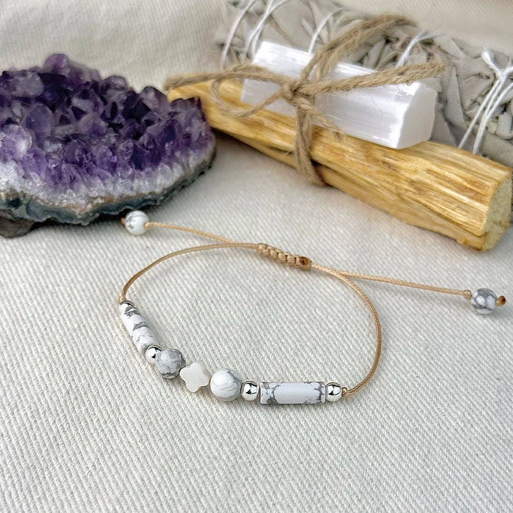 Bransoletka Howlit Perła.png